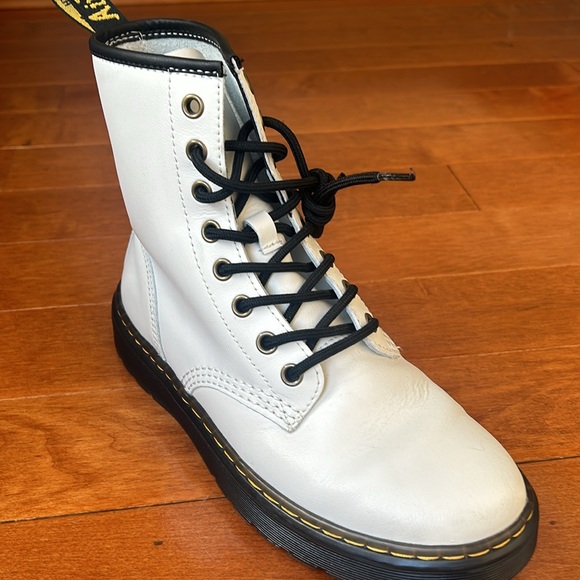 Dr. Martens Women's Zavala White Leather Combat Boots - Size 7 - Picture 8 of 11